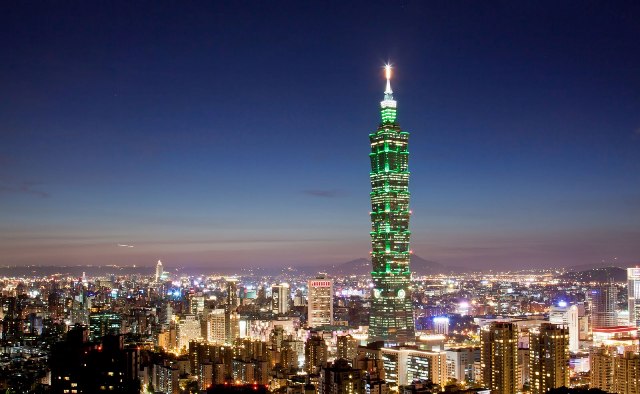 Самый быстрый лифт в Тайбэй 101, Тайвань