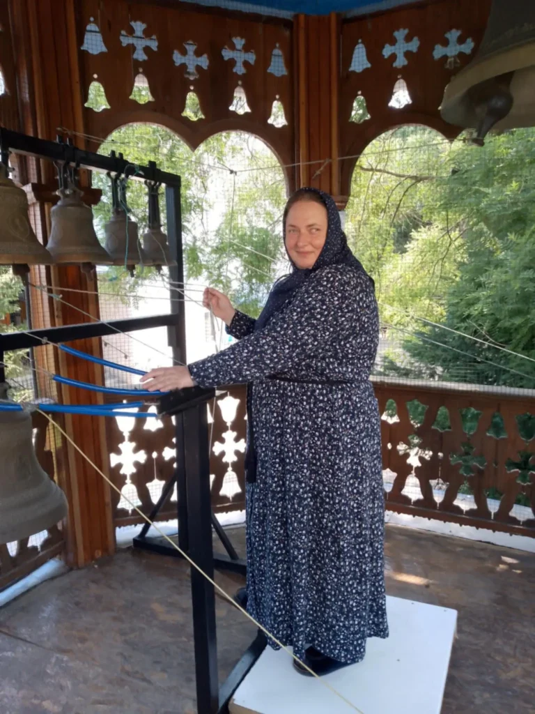 Дочка матушки