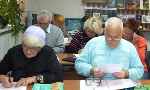 В Одессе пенсионеров зовут за парты