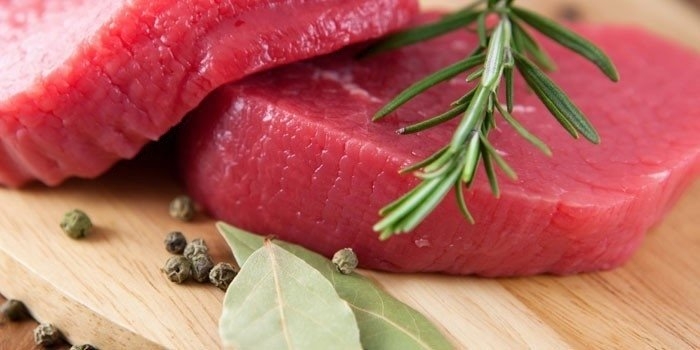 Почему красное мясо опасно для здоровья?