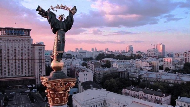 Какие развлекательные мероприятия запланированы на День Независимости в Киеве?