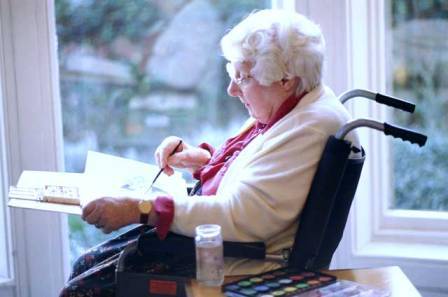В Англии пожилые в дома престарелых попадают через аукцион