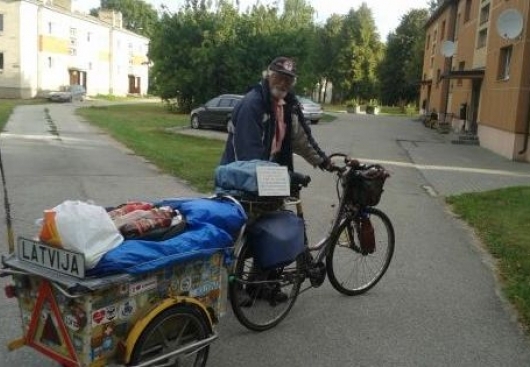 Латвийский пенсионер проехал на велосипеде 49 тыс. км