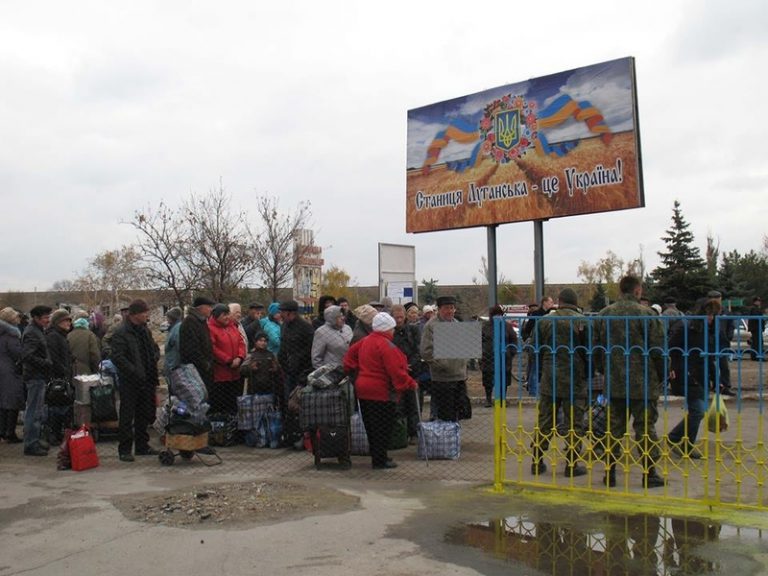 Пребывание в пункте пропуска на Луганщине сделают более комфортным