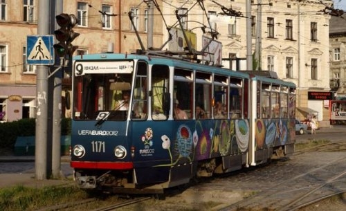 По улицам Львова курсирует музыкальный трамвай