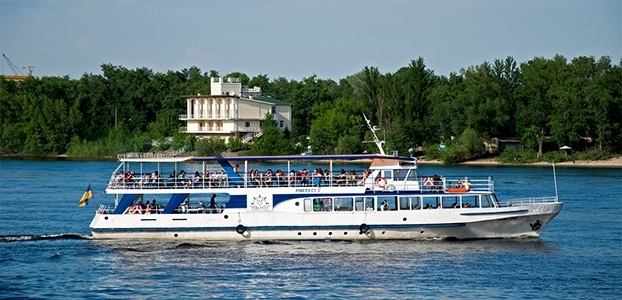 В Киеве будет курсировать речной трамвай