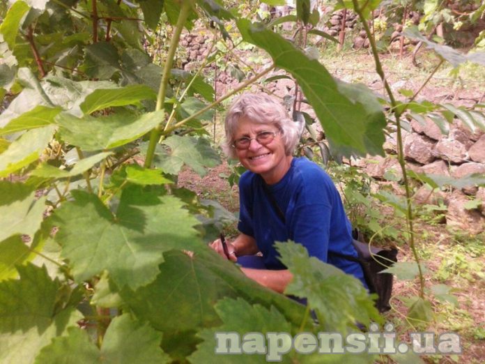 Наталия Мартишинец возделывает самый большой экзотический сад в Украине