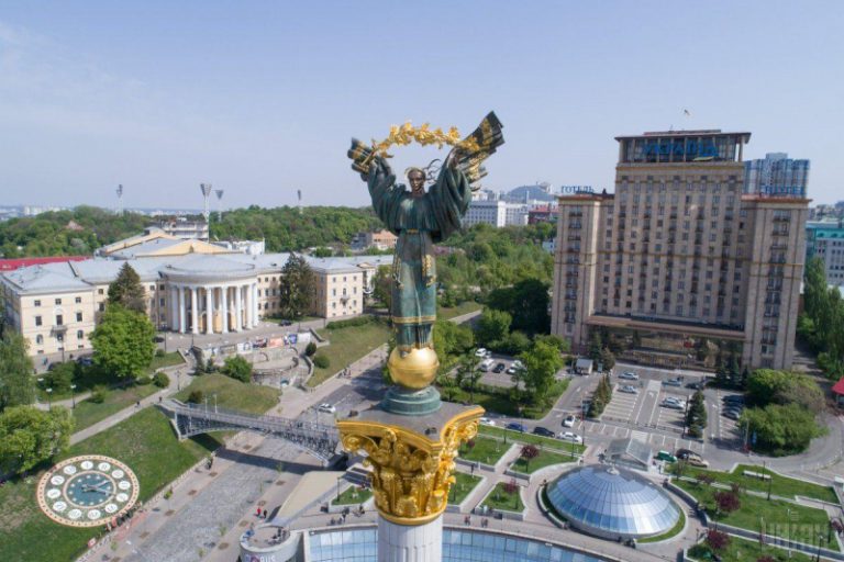 В Киеве работает горячая линия для туристов