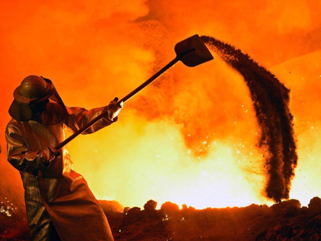 Сталевары