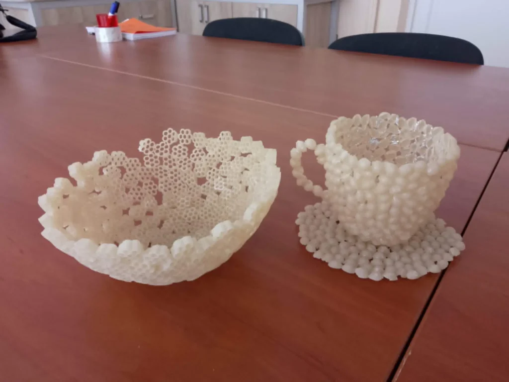 Вироби з макаронів