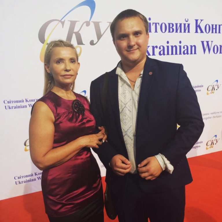 Юлия Тимошенко изменила прическу до неузнаваемости