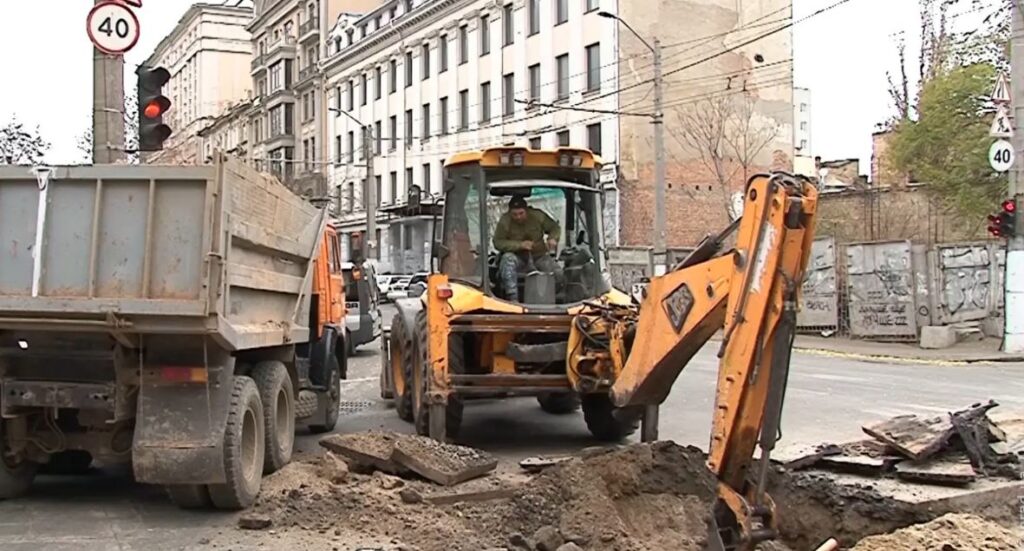 Улицу Осипова перекрыли