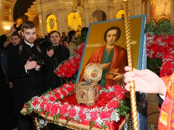 В Киев привезут мощи святителя Спиридона
