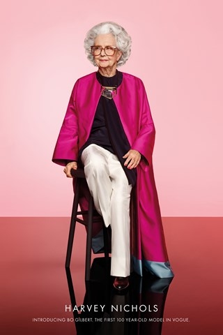 100-летняя манекенщица стала лицом престижного бренда