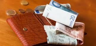 Эстонские пенсионеры смогут получать пенсии в любой стране