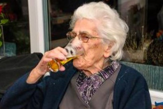 97-летняя жительница Бельгии раскрыла секрет своего долголетия