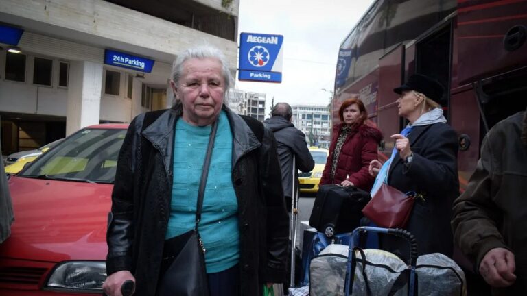 Что будет с украинской пенсией, если пришлось уехать за границу?