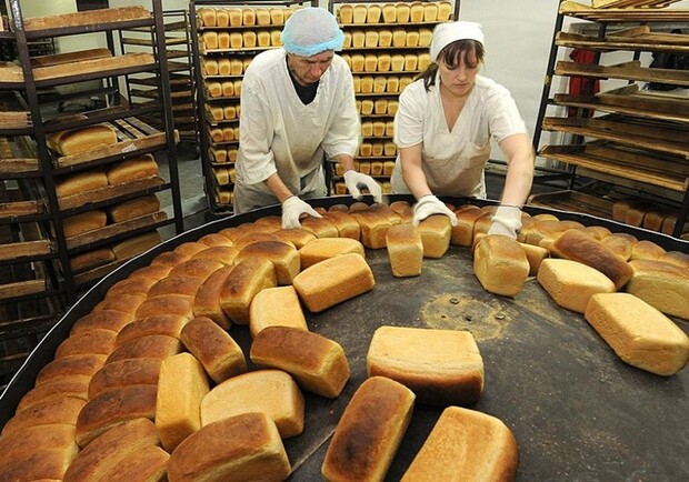 Выпечку хлеба в стране могут существенно сократить: названа причина