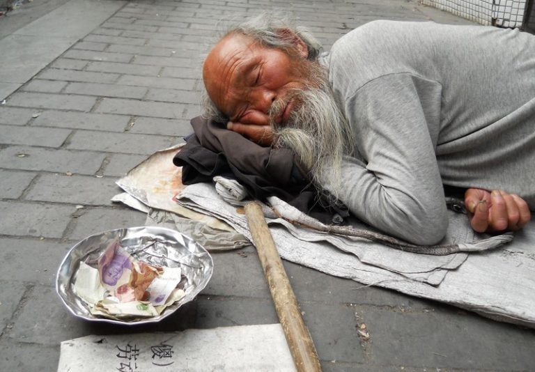 В Китае нашли свой рецепт борьбы с бедностью