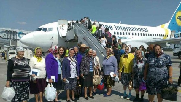 Бабушки, покорившие Европу, вернулись в Украину (ВИДЕО)