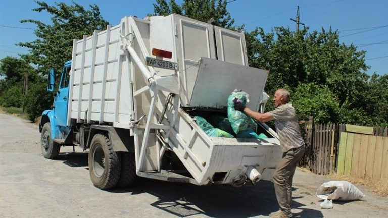 В Запорожье подорожает вывоз мусора
