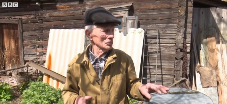 В чем секрет долгой и активной жизни 91-летнего жителя Чернобыля? (ВИДЕО)