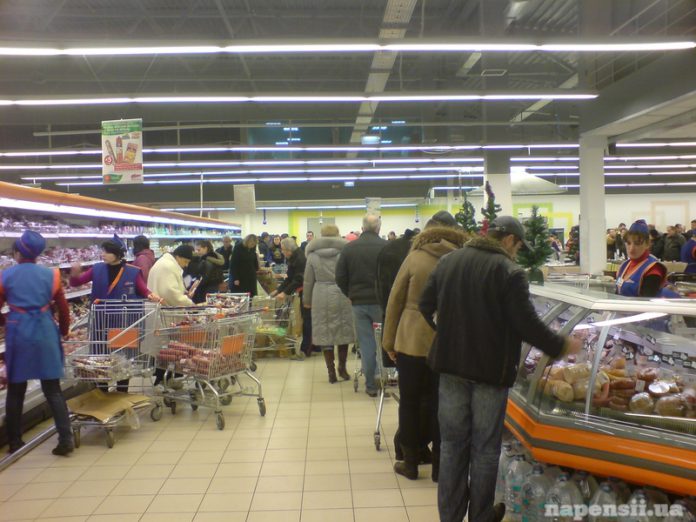 За что украинцы переплачивают в супермаркетах