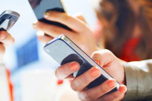 мобільний телефон