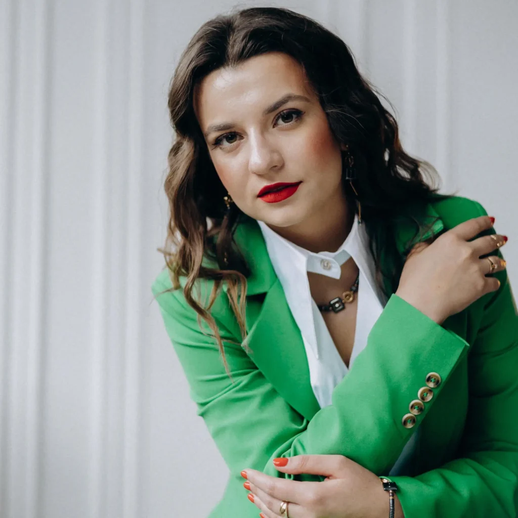 Психологиня Аліна Вовк