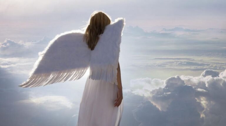 Кто ваш ангел-хранитель: узнайте о нем побольше