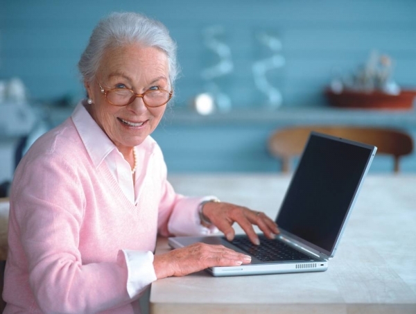 В Днепре для пенсионеров работают компьютерные курсы