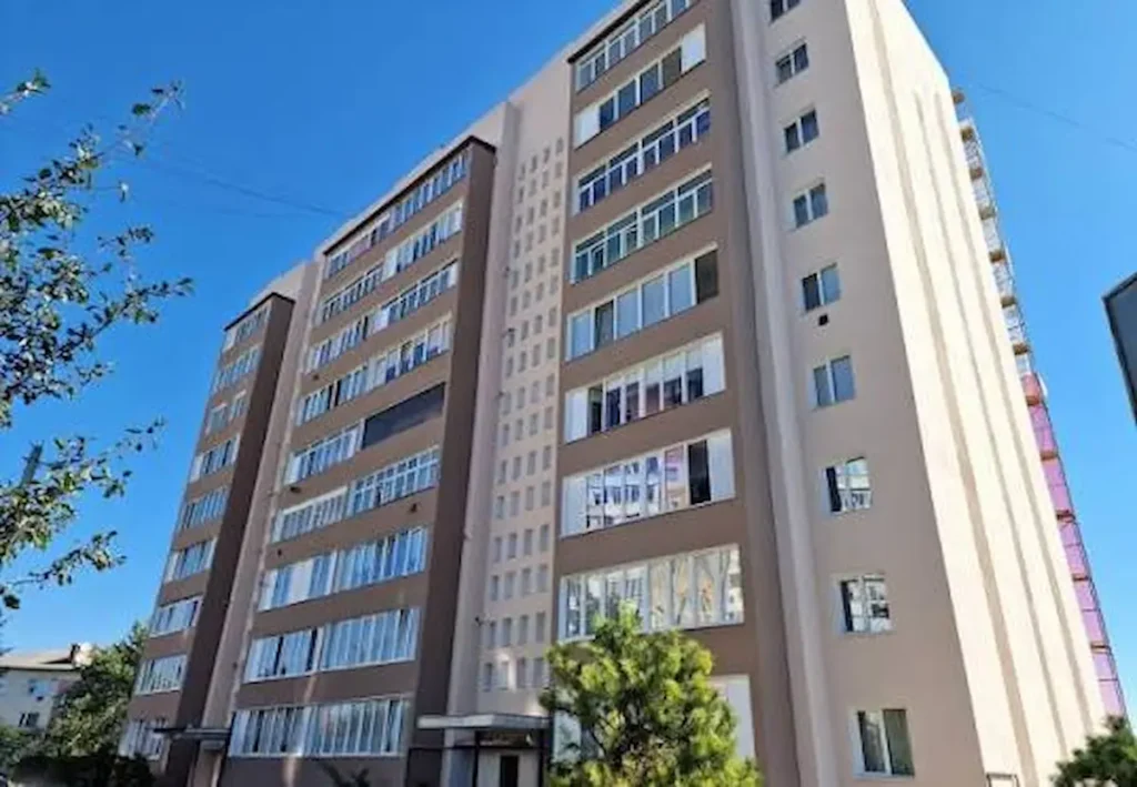 Багатоквартирний будинок