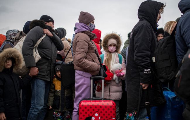 Сколько украинских беженцев готовы вернуться обратно домой: данные исследования