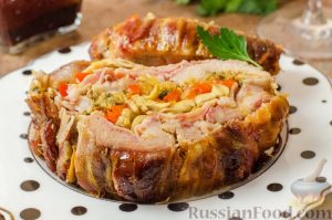 свиная шея, запеченная с грибами