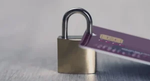 блокування карток