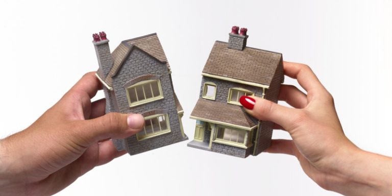 Как разделить недвижимость, если совладельцы не могут договориться?