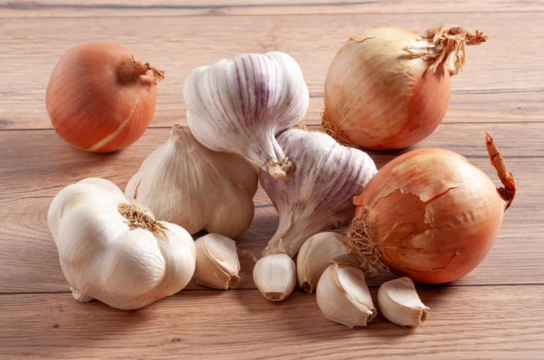 чеснок и лук