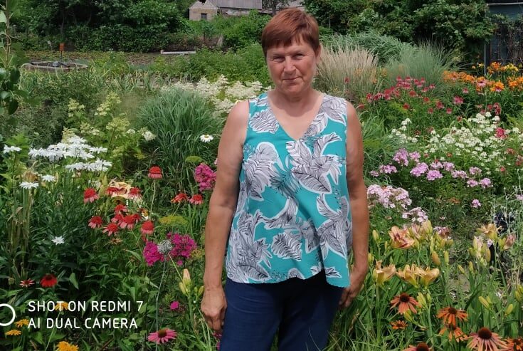 Садовод из Луганской области рассказала, как ухаживать за виноградом и лавандой