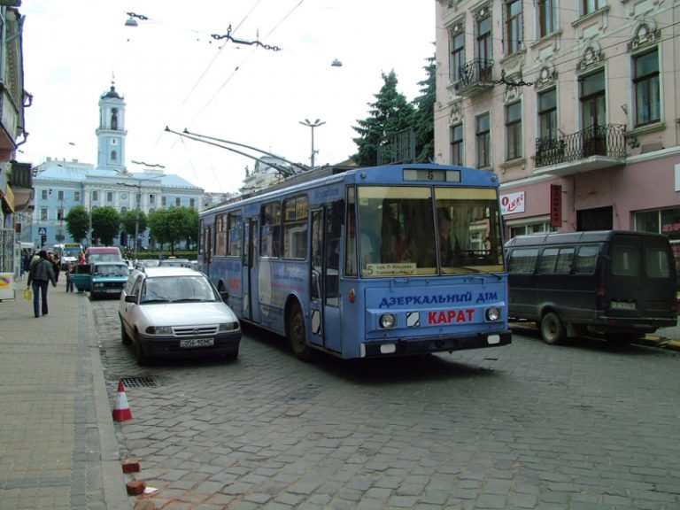 В Черновцах с 1 августа появится ночной троллейбус