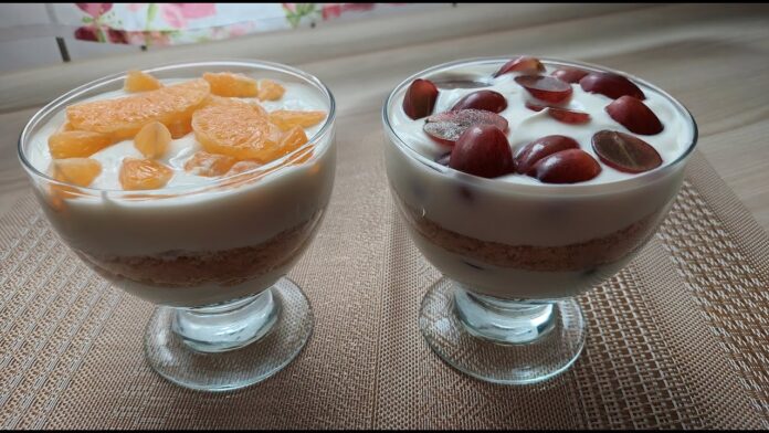 Десерт из творога с фруктами