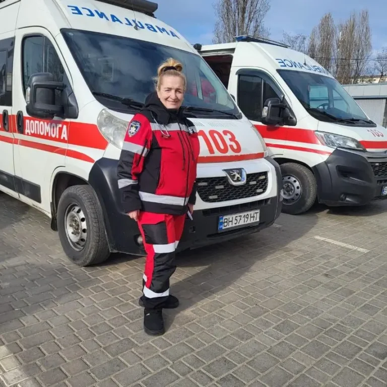 Врач скорой помощи