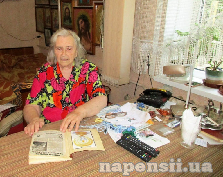 Создавать красоту и не давать душе лениться: секреты счастья 83-летней мастерицы из Одессы