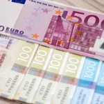 Гривні і євро