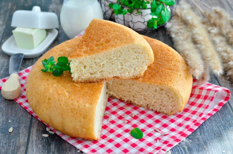 Рецепт дня – домашній хліб на сковороді