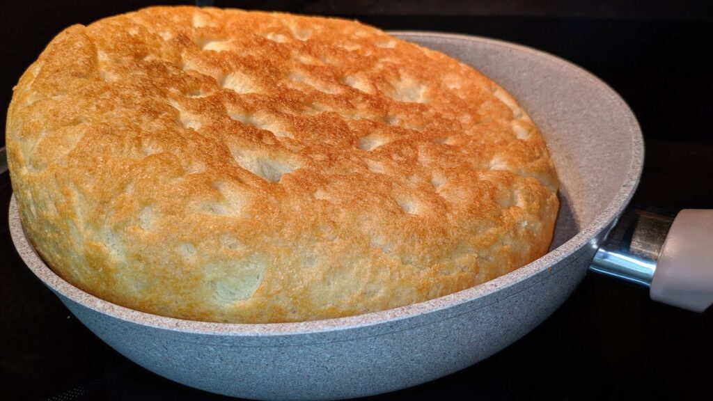 хліб на сковороді