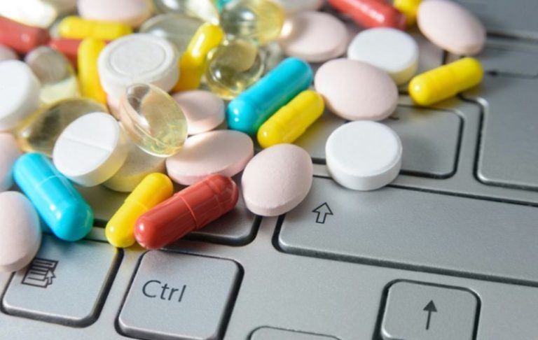Лекарства можно покупать в интернете
