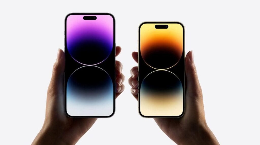 Два смартфона iPhone 14 Pro и Pro Max