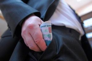 Российских пенсионеров-чиновников оставили без пенсий