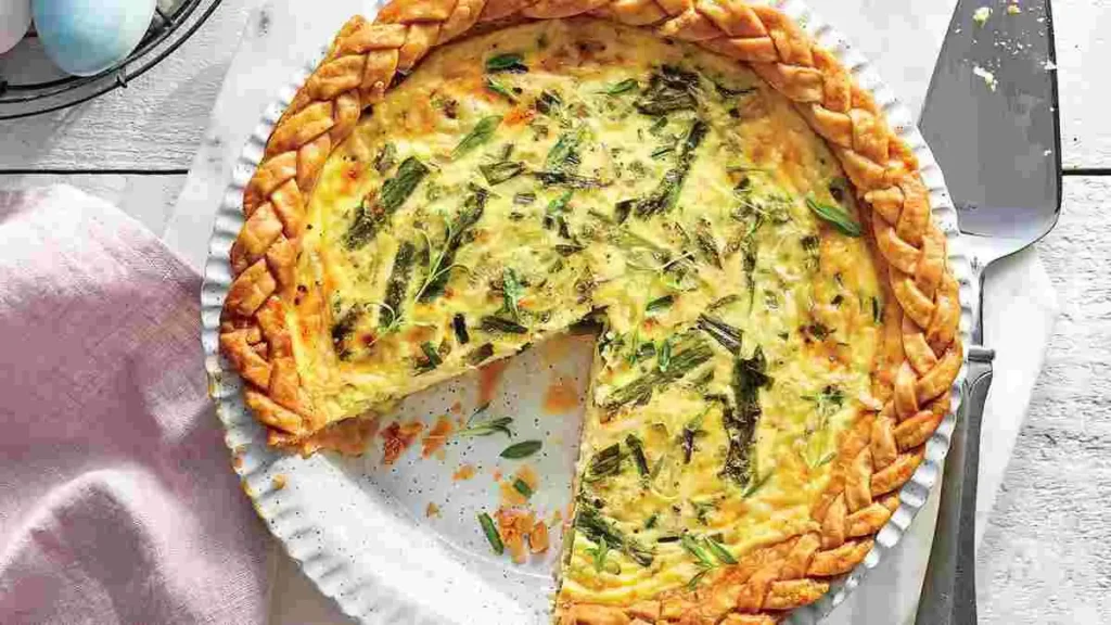 Киш со спаржей и сыром