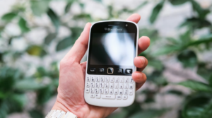 кнопочный телефон